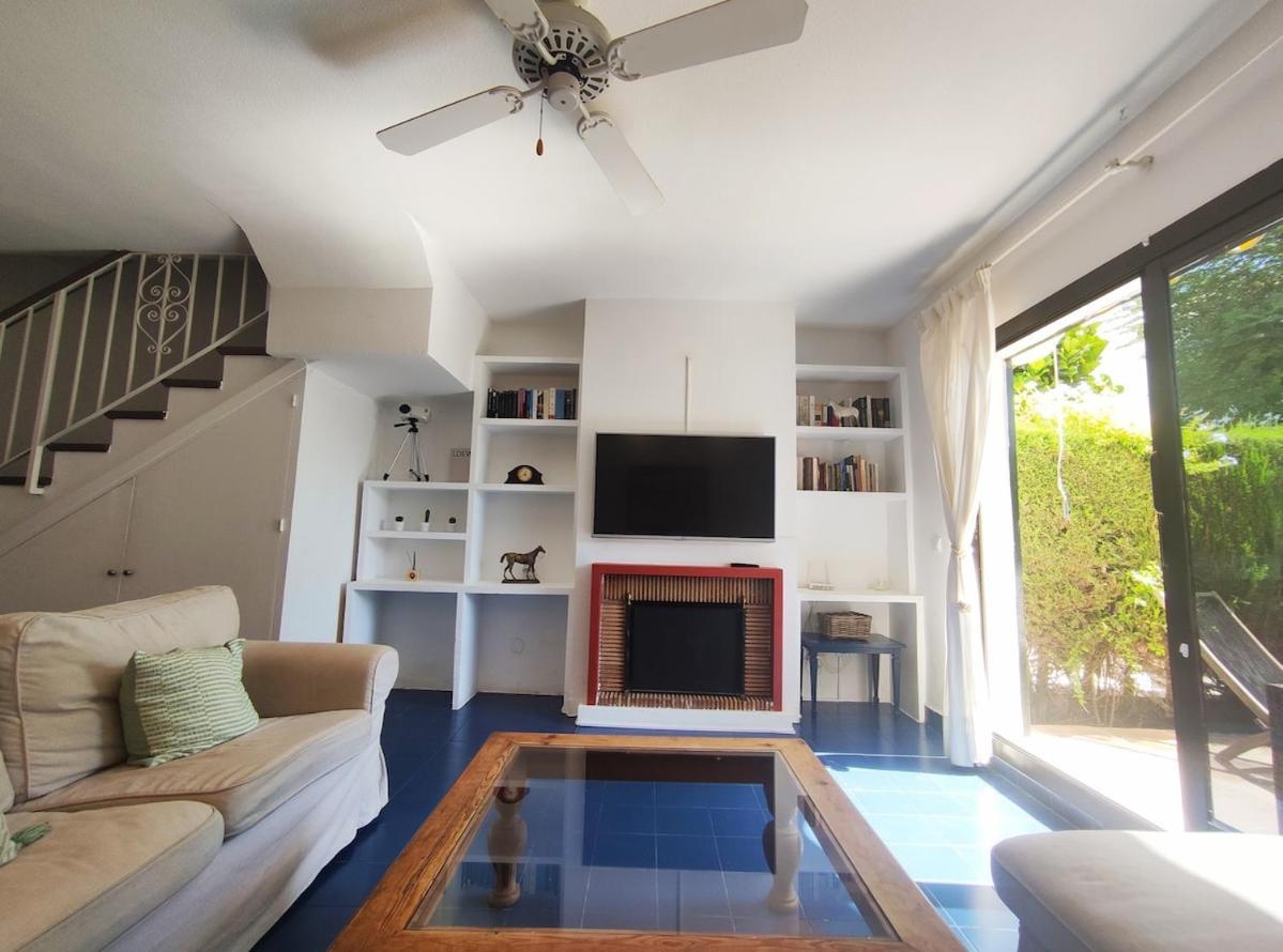 Ferienhaus Adosada A Dos Pasos De La Playa En